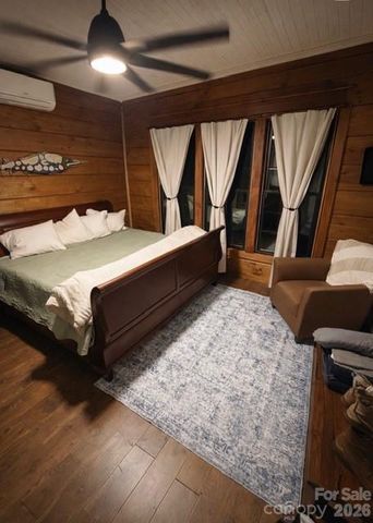 42 Rivercove Lane, Saluda, NC 28773