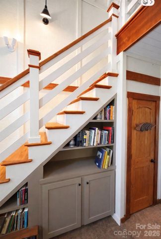 42 Rivercove Lane, Saluda, NC 28773