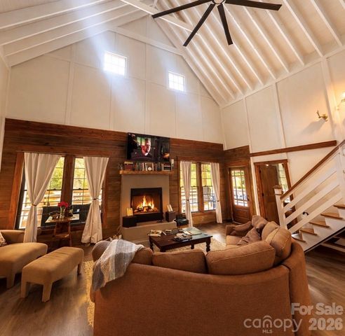 42 Rivercove Lane, Saluda, NC 28773