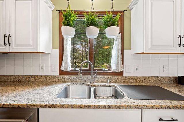 6175 Lara Lane, Stevensville, MI 49127