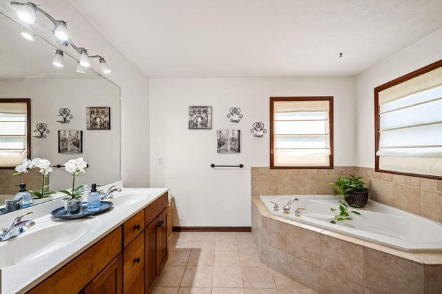 6175 Lara Lane, Stevensville, MI 49127