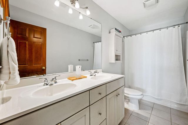 6175 Lara Lane, Stevensville, MI 49127