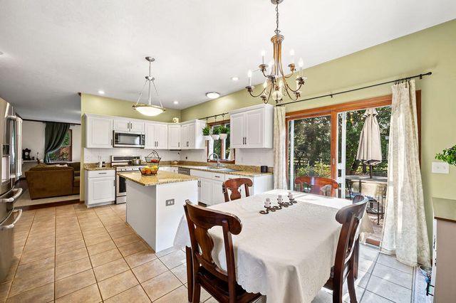 6175 Lara Lane, Stevensville, MI 49127