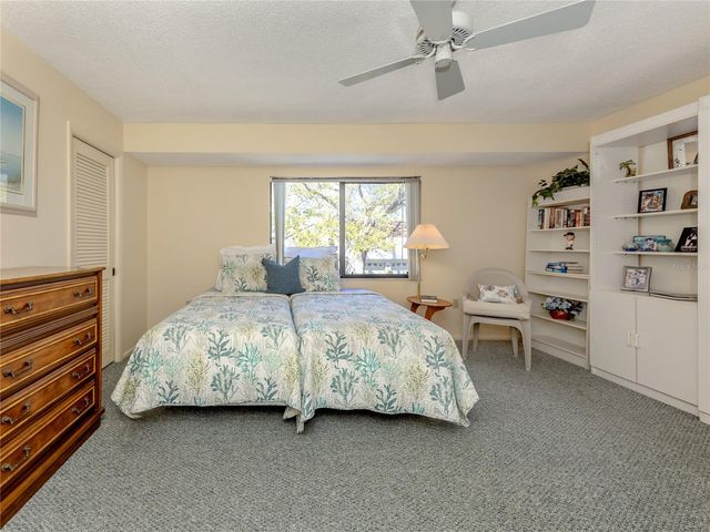 800 CAPRI ISLES BOULEVARD 236, Venice, FL 34292