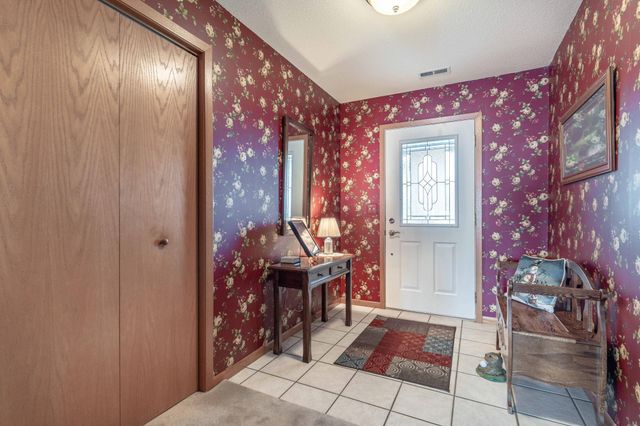 1952 Oakwood View, Fergus Falls, MN 56537