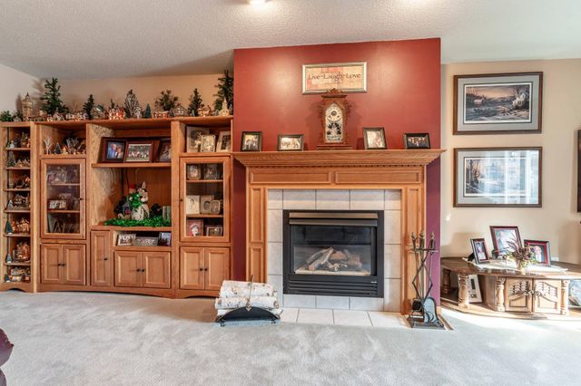 1952 Oakwood View, Fergus Falls, MN 56537