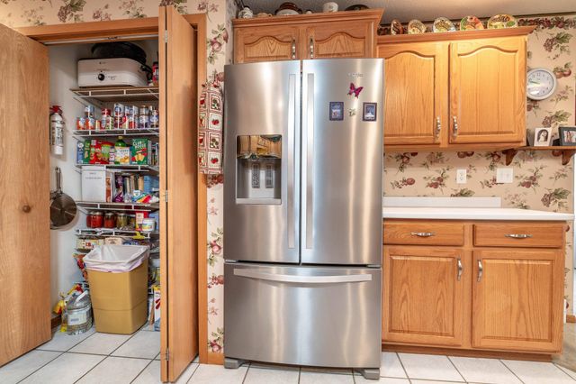 1952 Oakwood View, Fergus Falls, MN 56537