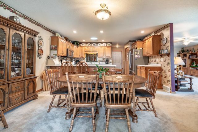 1952 Oakwood View, Fergus Falls, MN 56537