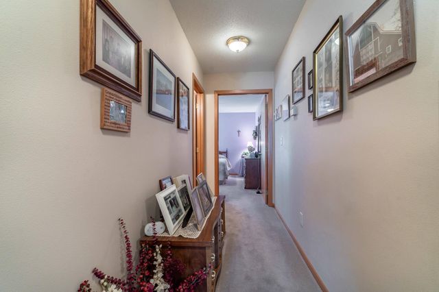 1952 Oakwood View, Fergus Falls, MN 56537