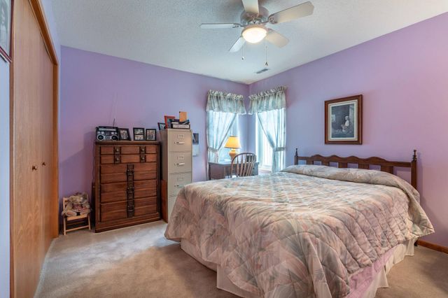 1952 Oakwood View, Fergus Falls, MN 56537