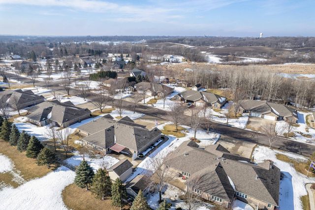 1952 Oakwood View, Fergus Falls, MN 56537