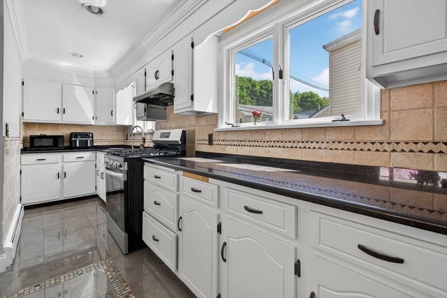 29 Bowman St, Malden, MA 02148