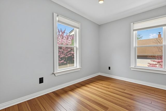 29 Bowman St, Malden, MA 02148