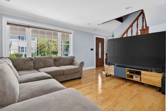 29 Bowman St, Malden, MA 02148