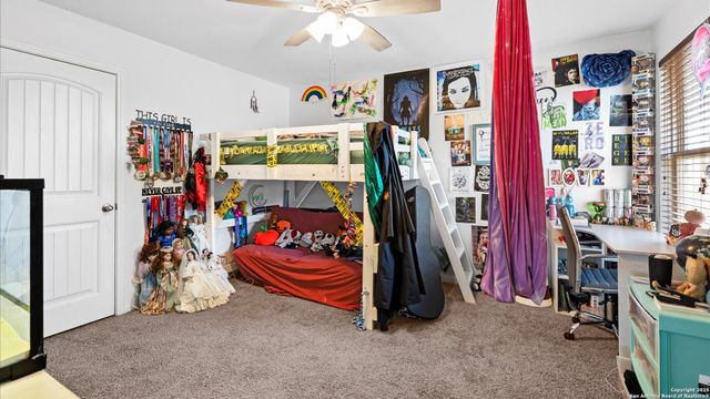 707 Morgans Mill, New Braunfels, TX 78130