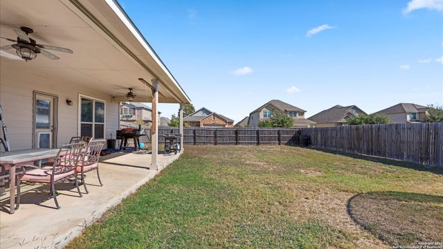 707 Morgans Mill, New Braunfels, TX 78130