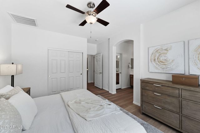 3769 S LAUREL Way, Chandler, AZ 85286