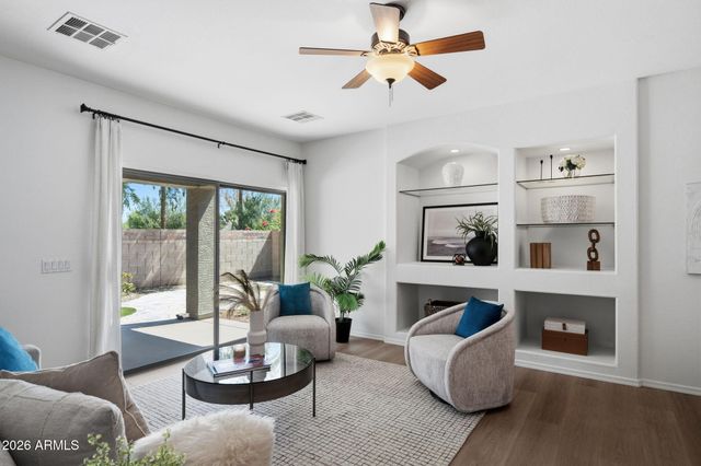3769 S LAUREL Way, Chandler, AZ 85286