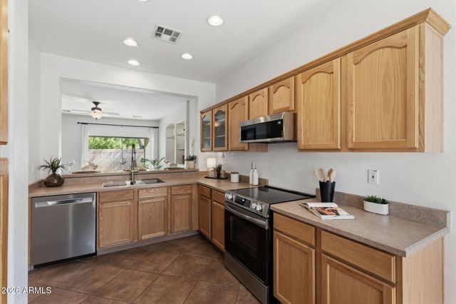 3769 S LAUREL Way, Chandler, AZ 85286