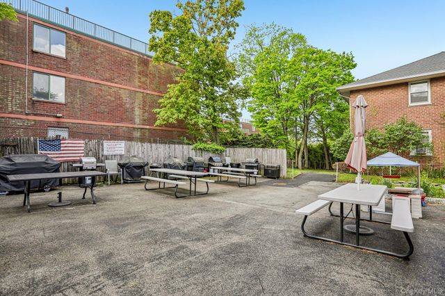 121 N. Broadway 22K, White Plains, NY 10603