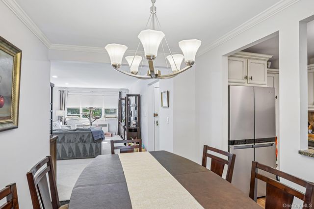 121 N. Broadway 22K, White Plains, NY 10603