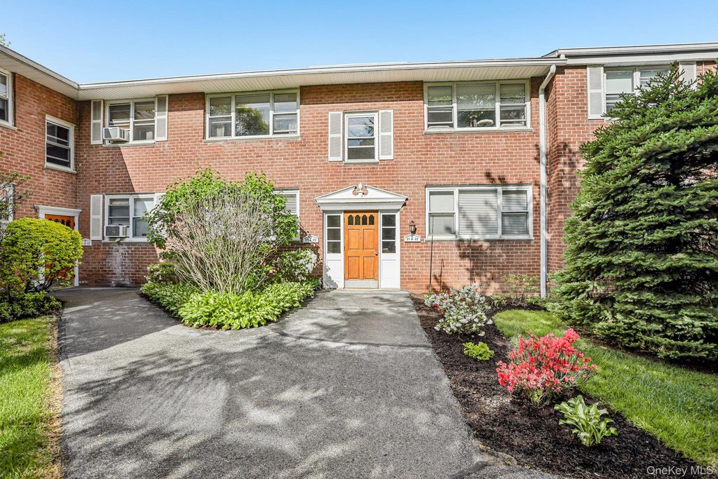 121 N. Broadway 22K, White Plains, NY 10603