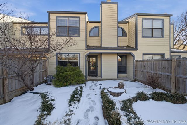 9003 E 60th Place 9003, Tulsa, OK 74145