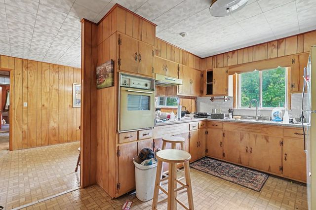 63 Fort Butler Street, Murphy, NC 28906