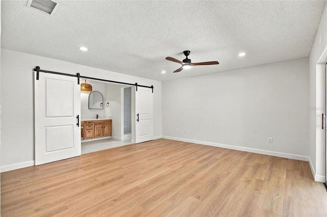 12201 ELSMERE COURT, Thonotosassa, FL 33592