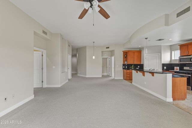 945 E Playa Del Norte Drive 2006, Tempe, AZ 85288