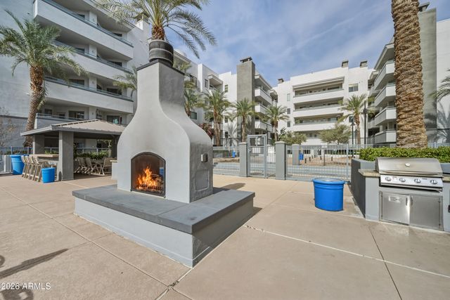 945 E Playa Del Norte Drive 2006, Tempe, AZ 85288