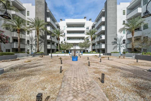 945 E Playa Del Norte Drive 2006, Tempe, AZ 85288