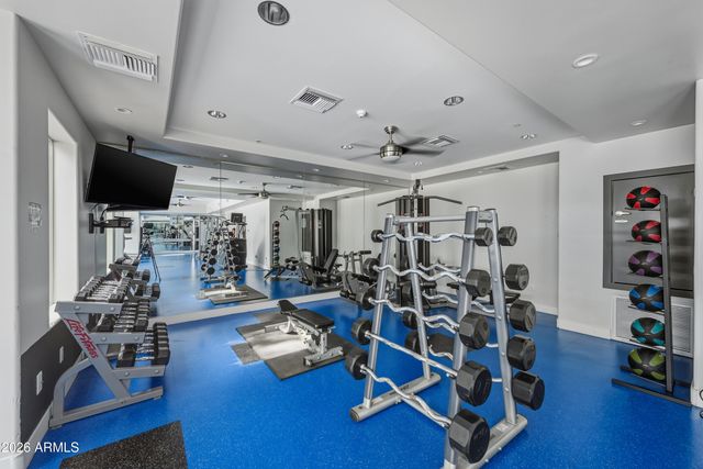 945 E Playa Del Norte Drive 2006, Tempe, AZ 85288