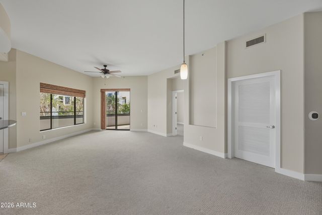 945 E Playa Del Norte Drive 2006, Tempe, AZ 85288