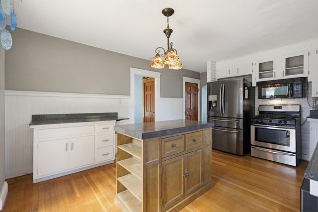 160 Sherman Road, Somerset, MA 02726