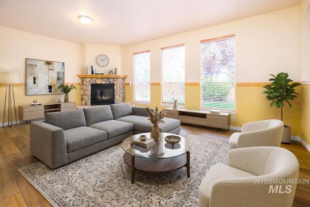 427 S Silver Bow Ave., Eagle, ID 83616