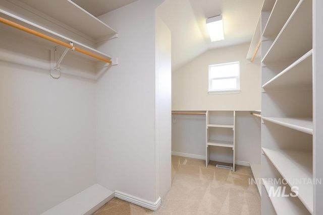 427 S Silver Bow Ave., Eagle, ID 83616