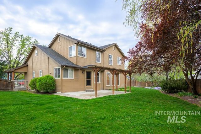 427 S Silver Bow Ave., Eagle, ID 83616