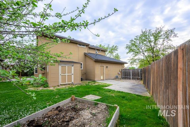 427 S Silver Bow Ave., Eagle, ID 83616