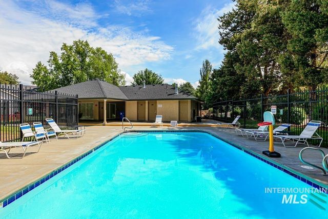 427 S Silver Bow Ave., Eagle, ID 83616