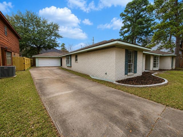 5118 Lawn Arbor Drive, Houston, TX 77066
