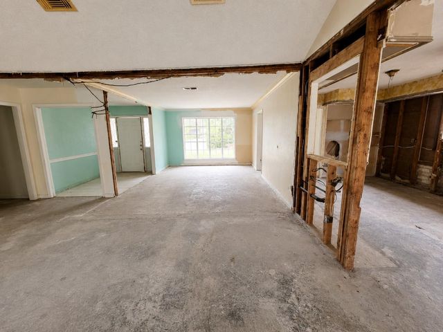 5118 Lawn Arbor Drive, Houston, TX 77066