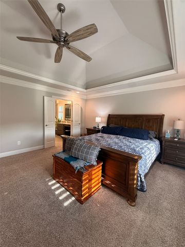 1136 Tremont Lane, Granbury, TX 76049