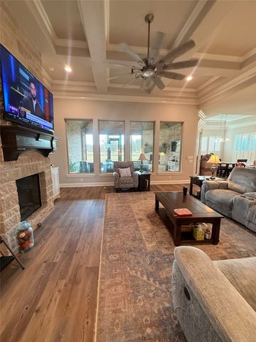 1136 Tremont Lane, Granbury, TX 76049