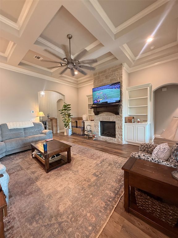 1136 Tremont Lane, Granbury, TX 76049 — photo 4