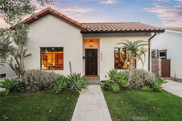 2932 Edgehill Drive, Los Angeles, CA 90018