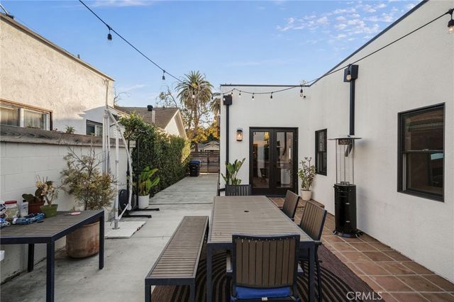 2932 Edgehill Drive, Los Angeles, CA 90018