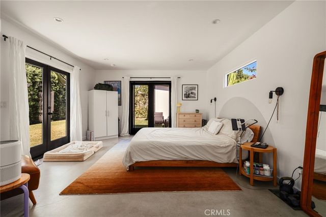 2932 Edgehill Drive, Los Angeles, CA 90018