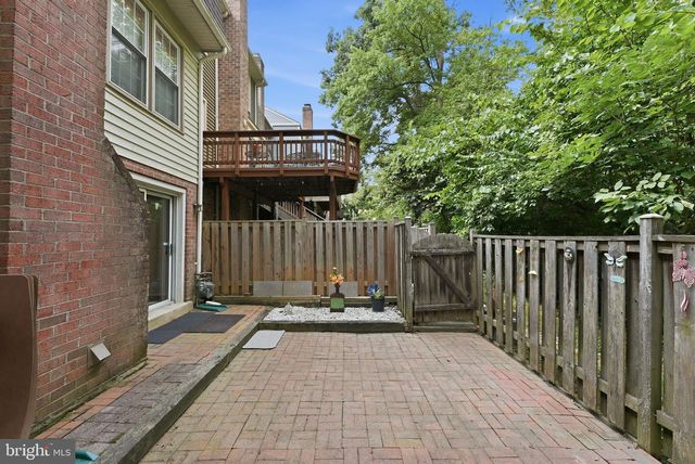 7702 JEWELWEED CT, Springfield, VA 22152