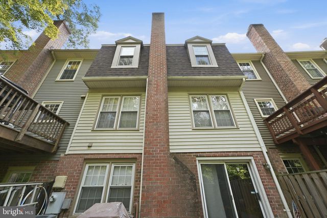 7702 JEWELWEED CT, Springfield, VA 22152